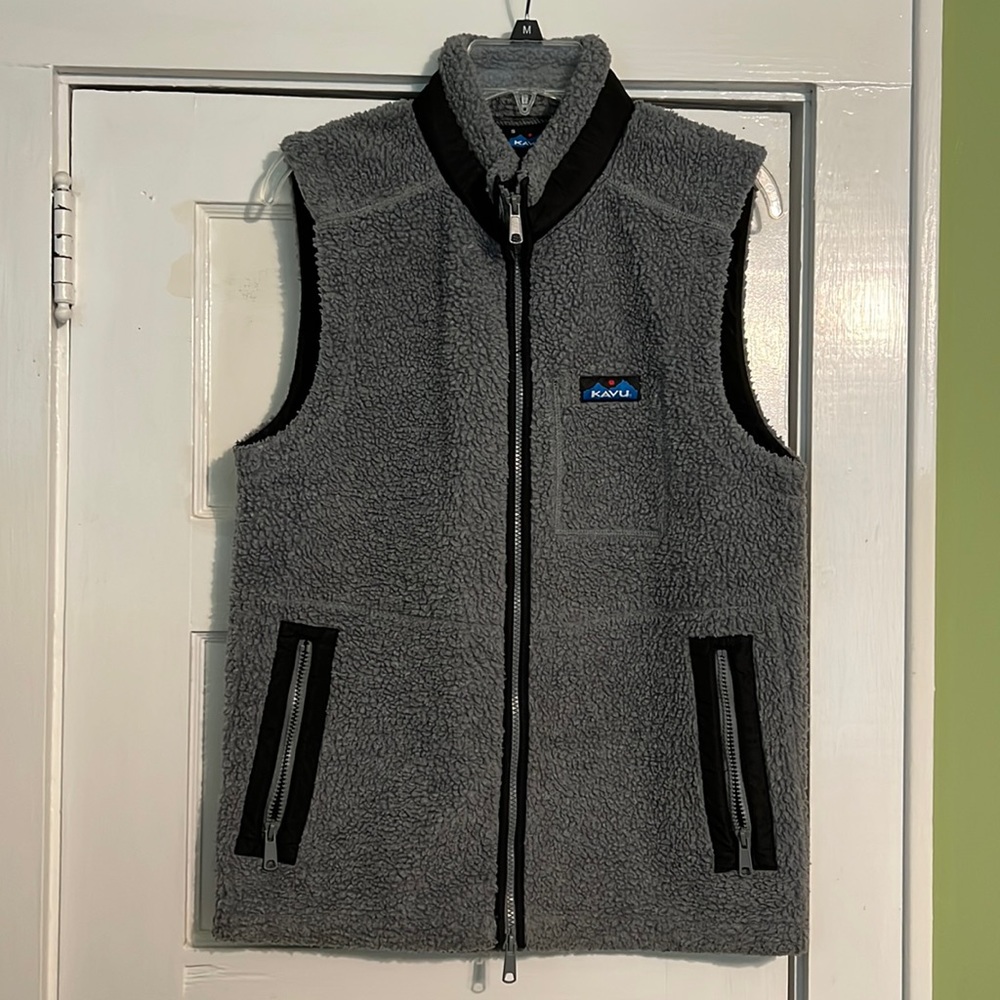 NWOT Kavu fleece vest
